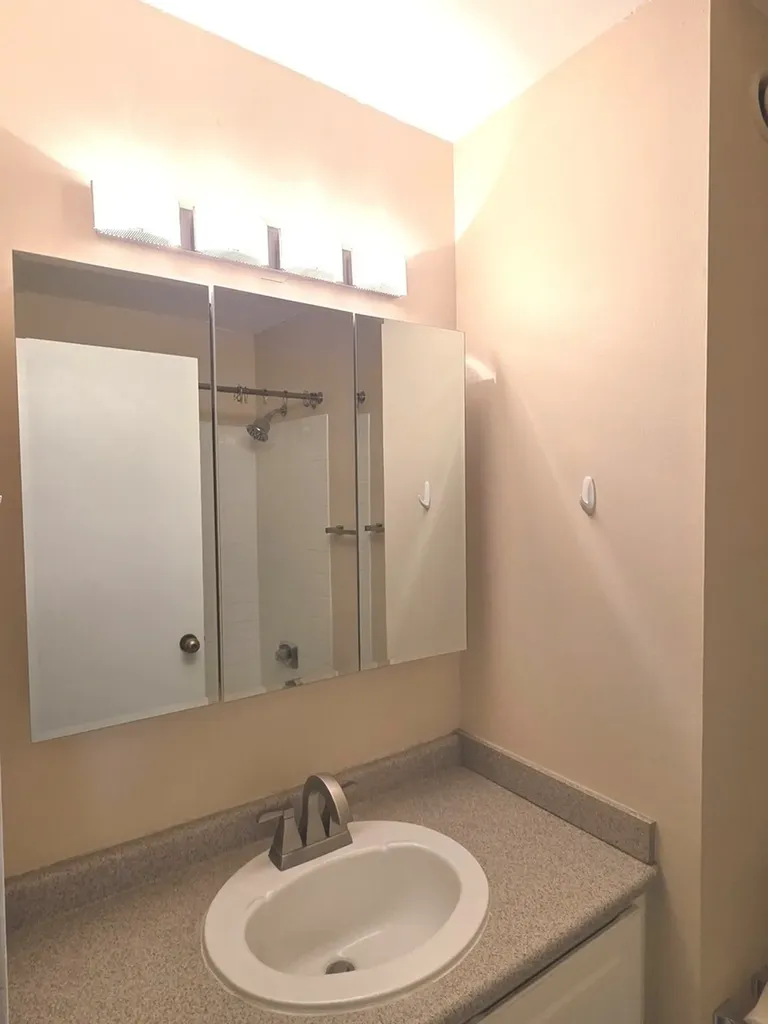 10 East Ontario Street Chicago IL 60611
