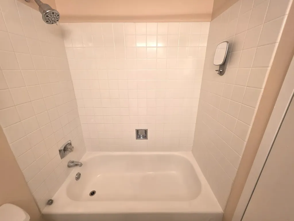 10 East Ontario Street Chicago IL 60611