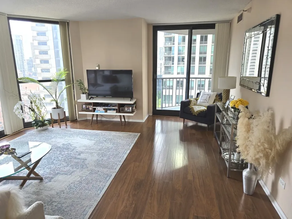 10 East Ontario Street Chicago IL 60611