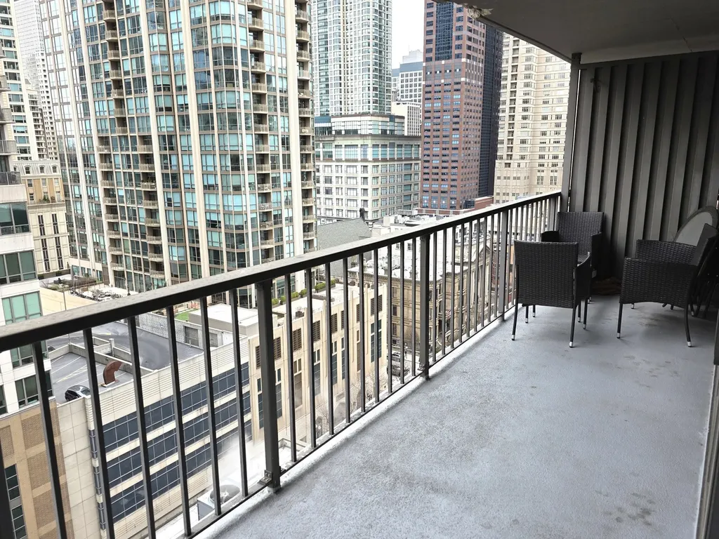10 East Ontario Street Chicago IL 60611