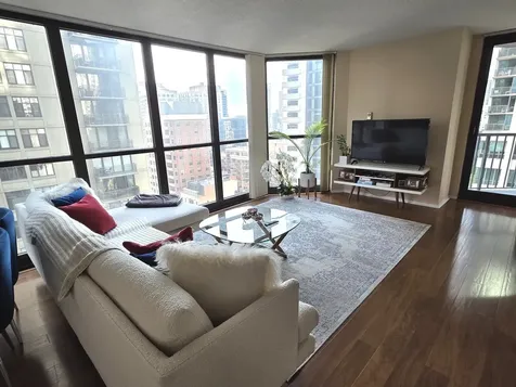 10 East Ontario Street Chicago IL 60611