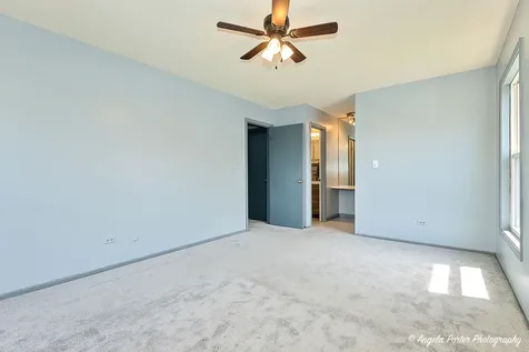 1402 Inverrary Lane Deerfield IL 60015