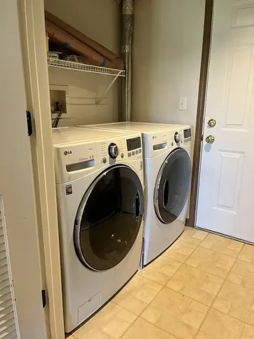 648 Springwood Drive Joliet IL 60431