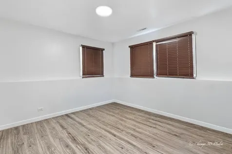 2627 Dana Avenue Waukegan IL 60087
