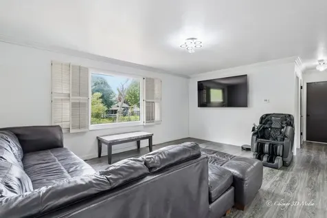 2627 Dana Avenue Waukegan IL 60087