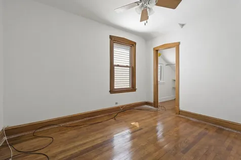 3456 North Whipple Street Chicago IL 60618