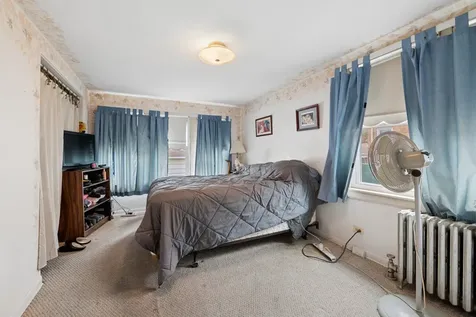 5849 West Eddy Street Chicago IL 60634