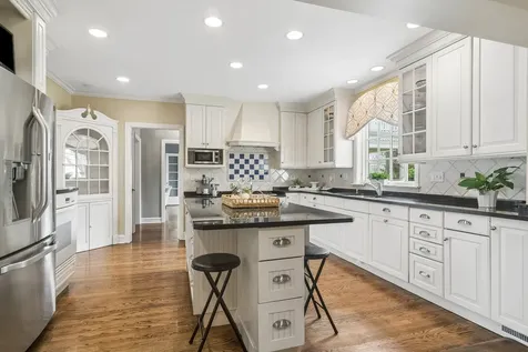 630 South Beverly Lane Arlington Heights IL 60005