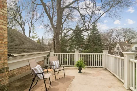 630 South Beverly Lane Arlington Heights IL 60005