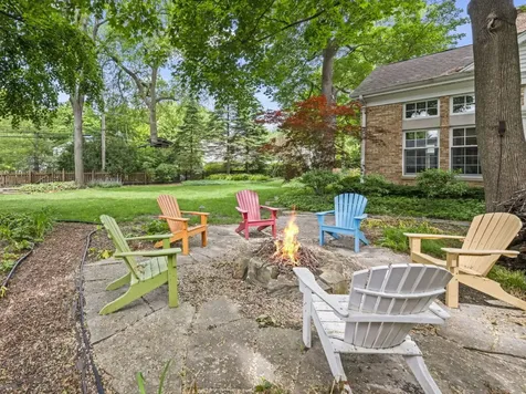 630 South Beverly Lane Arlington Heights IL 60005