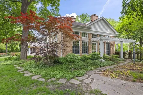 630 South Beverly Lane Arlington Heights IL 60005