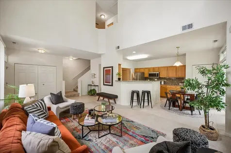 992 Enfield Drive Northbrook IL 60062