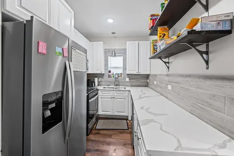 153 South 13th Avenue Maywood IL 60153
