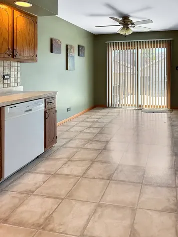 11142 South Sawyer Avenue Chicago IL 60655