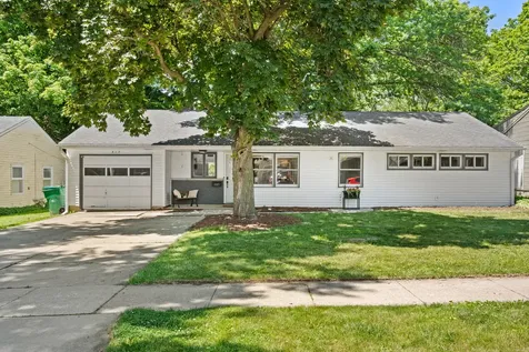 317 Terrace Drive Sycamore IL 60178