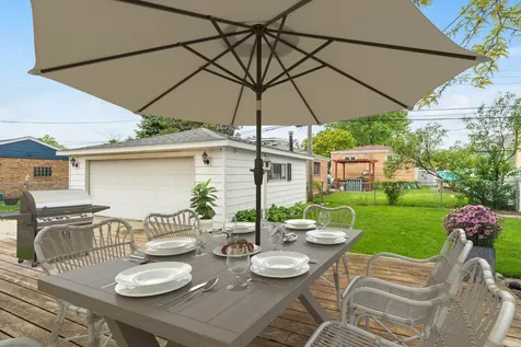 10116 Mulberry Avenue Oak Lawn IL 60453