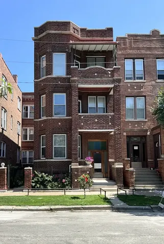 919 North Leavitt Street Chicago IL 60622