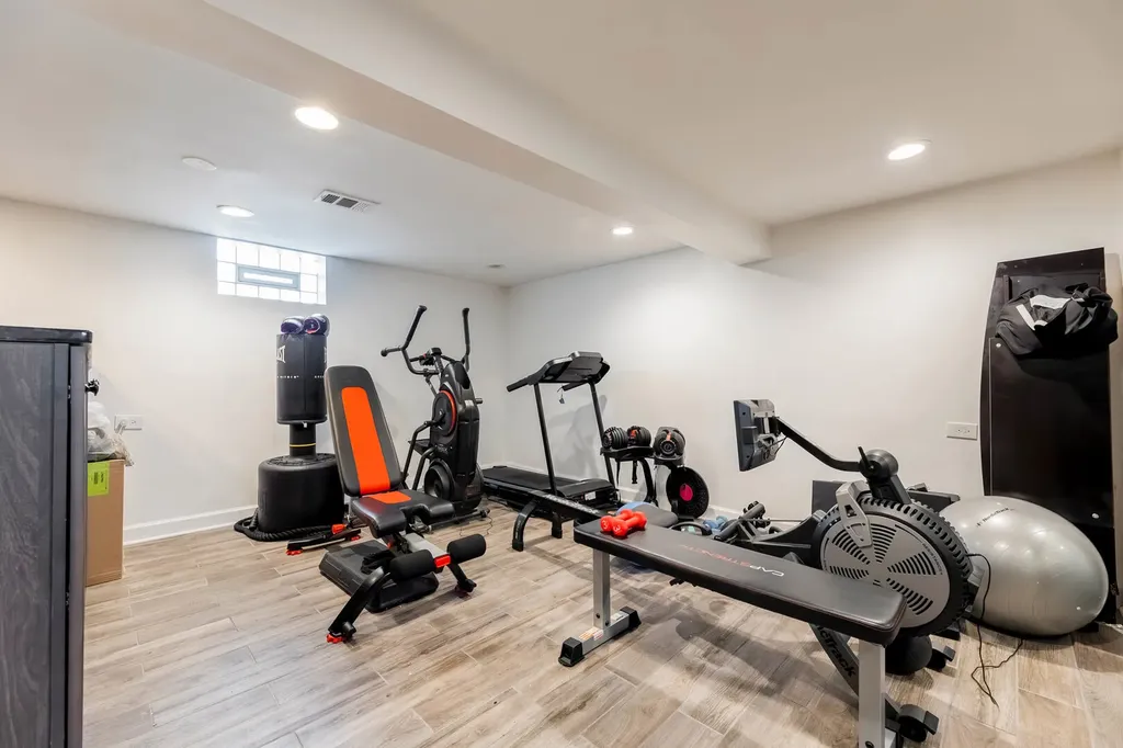 531 East 87th Street Chicago IL 60619