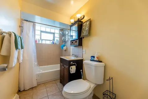531 East 87th Street Chicago IL 60619
