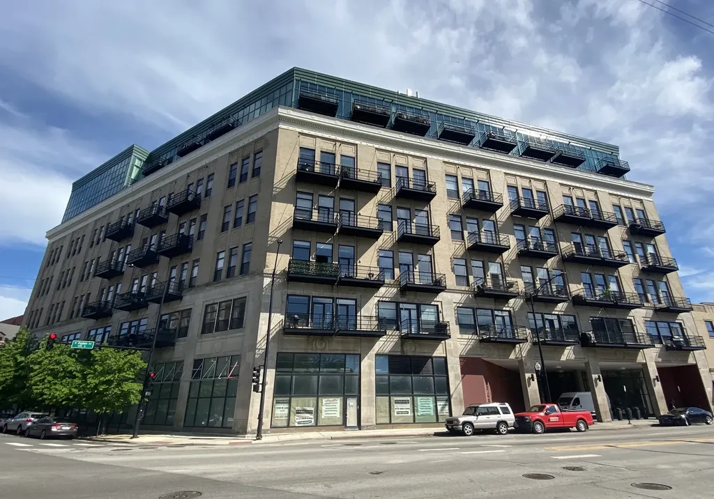 1645 West Ogden Avenue Chicago IL 60612