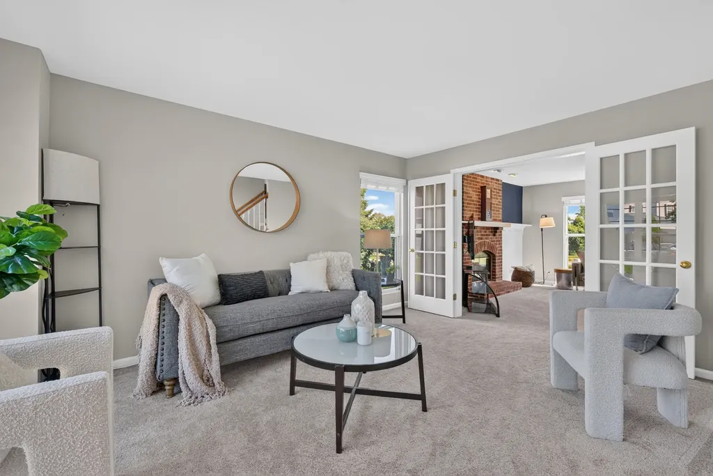 12 Foxglove Court Bolingbrook IL 60440