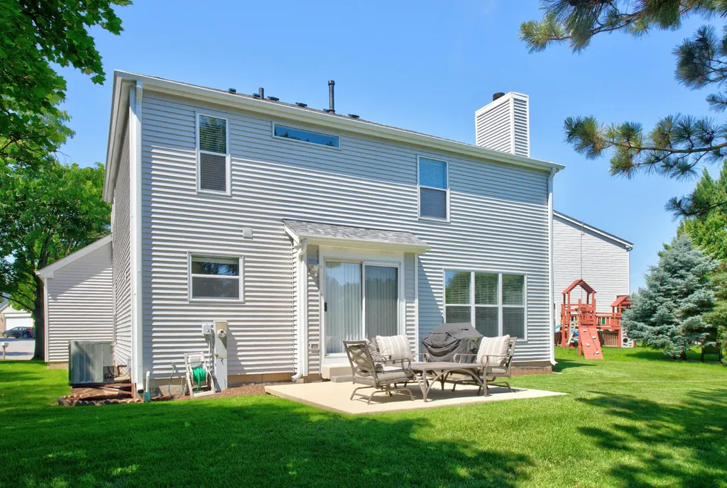 12 Foxglove Court Bolingbrook IL 60440