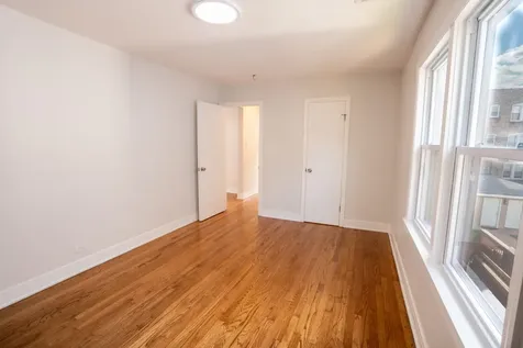 7212 South Euclid Avenue Chicago IL 60649