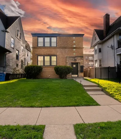 7212 South Euclid Avenue Chicago IL 60649