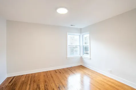 7212 South Euclid Avenue Chicago IL 60649