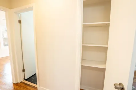 7212 South Euclid Avenue Chicago IL 60649