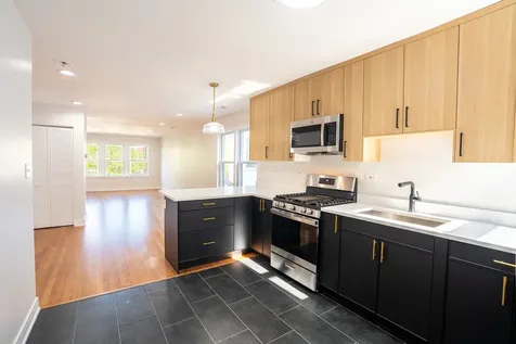 7212 South Euclid Avenue Chicago IL 60649
