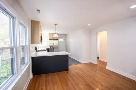 7212 South Euclid Avenue Chicago IL 60649