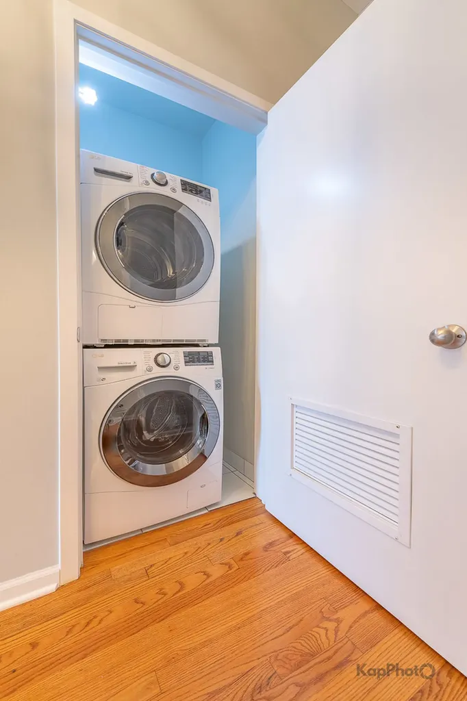 811 South Lytle Street Chicago IL 60607