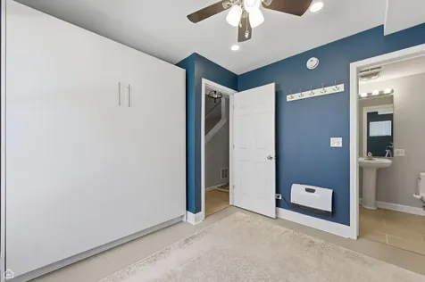 6951 North Western Avenue Chicago IL 60645