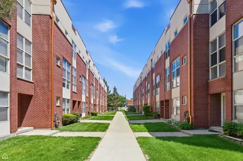 6951 North Western Avenue Chicago IL 60645