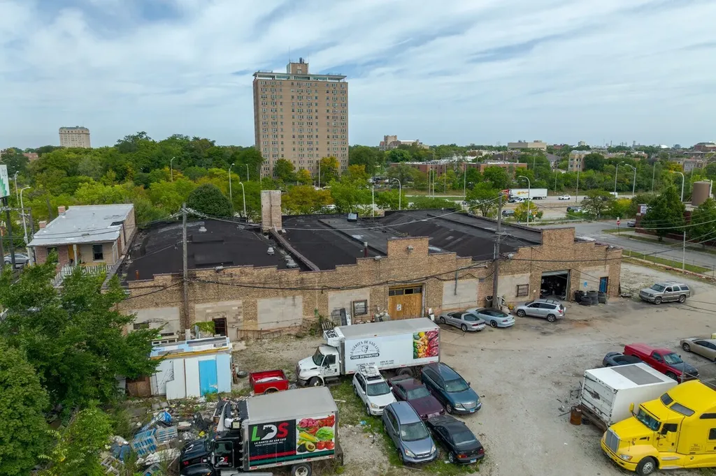 3707 West Harrison Street Chicago IL 60624