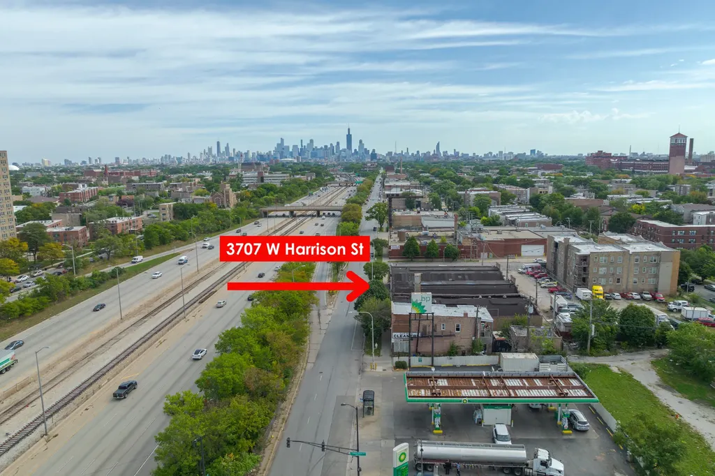 3707 West Harrison Street Chicago IL 60624