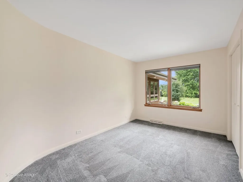 6444 Pontiac Drive Indian Head Park IL 60525