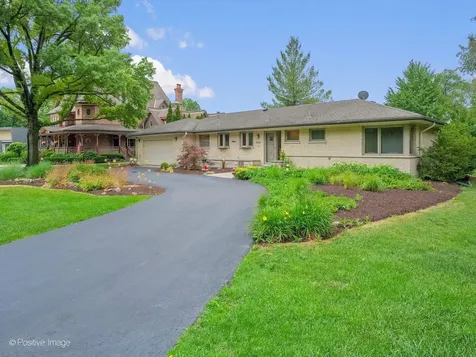 6444 Pontiac Drive Indian Head Park IL 60525
