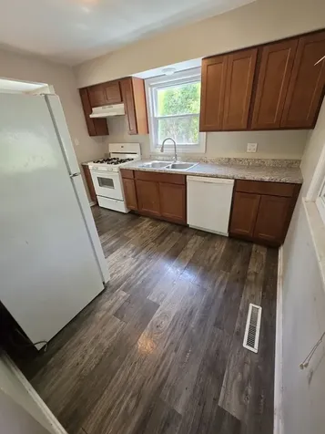 102 North Berteau Avenue Bartlett IL 60103