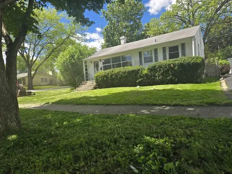 102 North Berteau Avenue Bartlett IL 60103