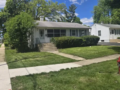 102 North Berteau Avenue Bartlett IL 60103