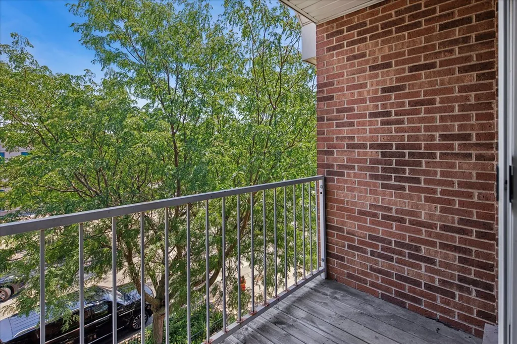 4004 North Monitor Avenue Chicago IL 60634