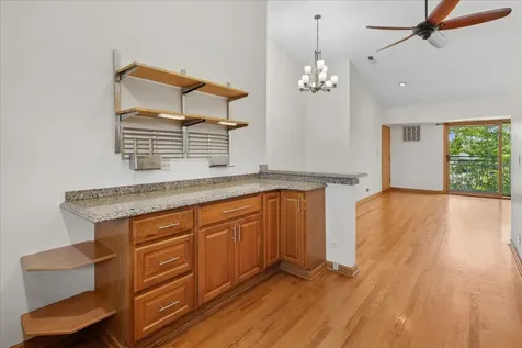4004 North Monitor Avenue Chicago IL 60634