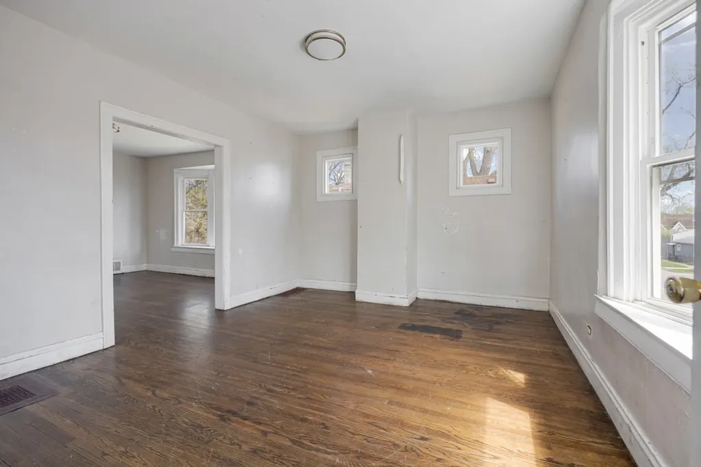 1212 West 96th Street Chicago IL 60643