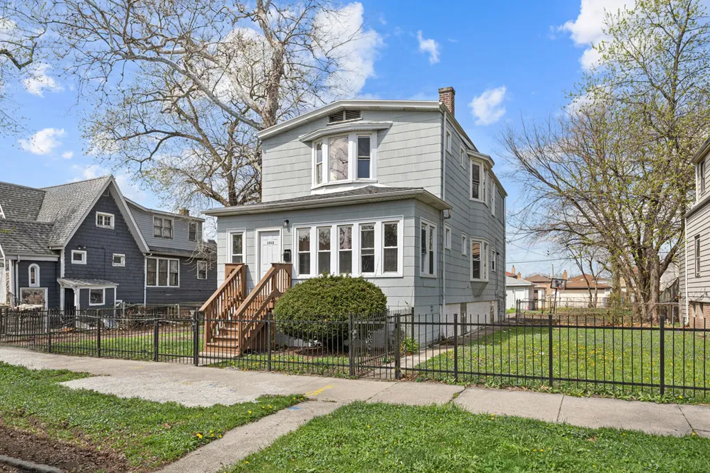 1212 West 96th Street Chicago IL 60643