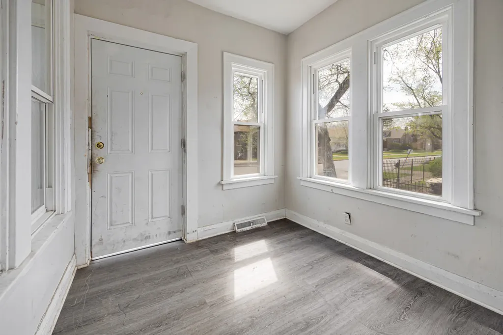 1212 West 96th Street Chicago IL 60643