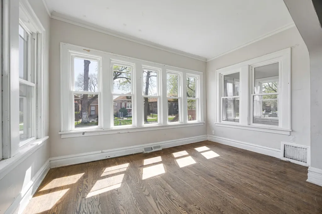 1212 West 96th Street Chicago IL 60643