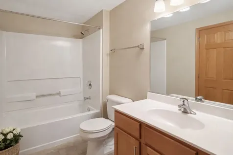 1447 Millbrook Drive Algonquin IL 60102
