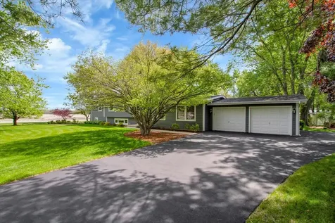 31471 North Ranch Road Grayslake IL 60030